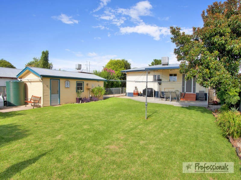 9 Churchill Street, Tamworth NSW 2340