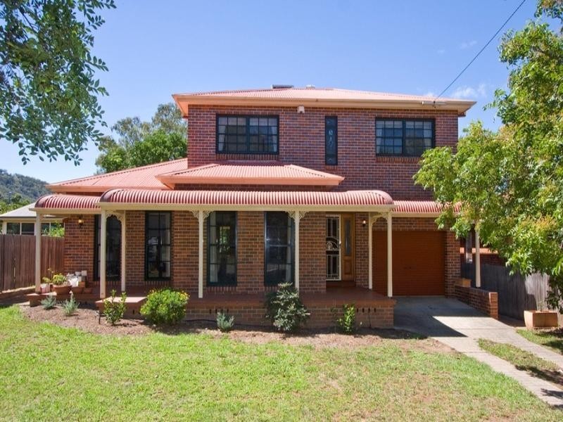 33 Roderick Street, Tamworth NSW 2340