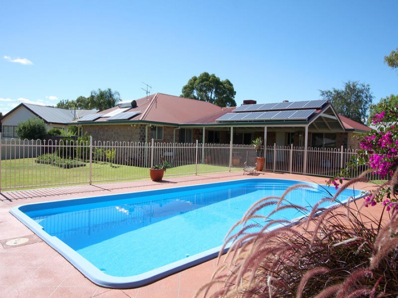 32 Woodstock Street, Tamworth NSW 2340