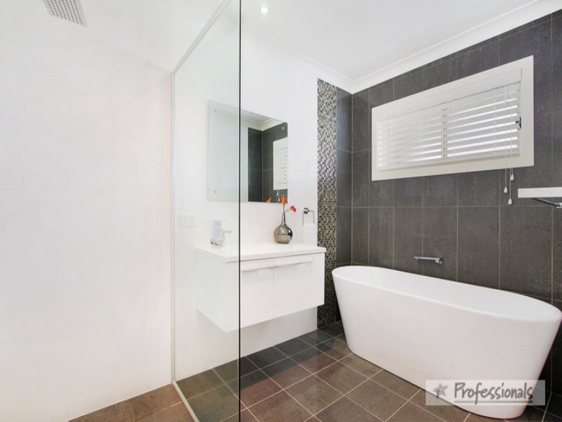 7 Grevillea Crescent, Kootingal NSW 2352