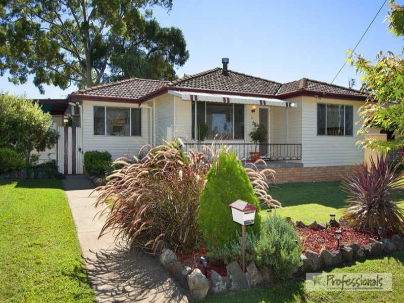 16 Gladys  Street, Tamworth NSW 2340