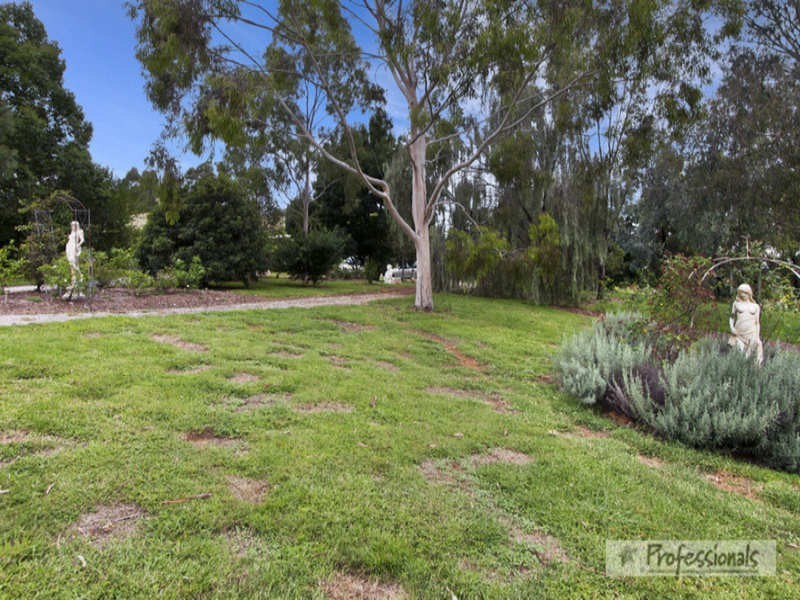 12 Rupari  Drive, Nemingha NSW 2340