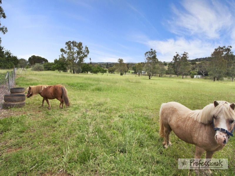 12 Rupari  Drive, Nemingha NSW 2340