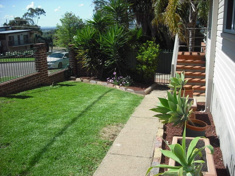 12 Paul Street., Tamworth NSW 2340
