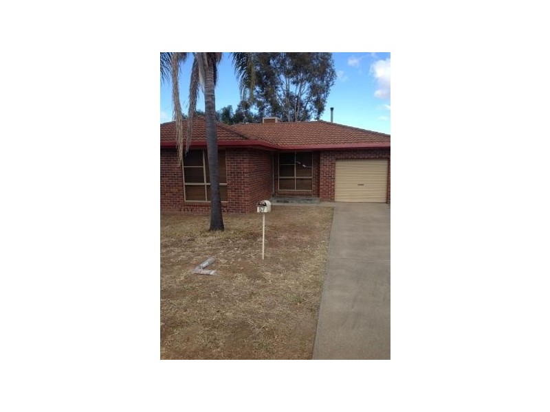 57 Glengarvin Drive, Tamworth NSW 2340