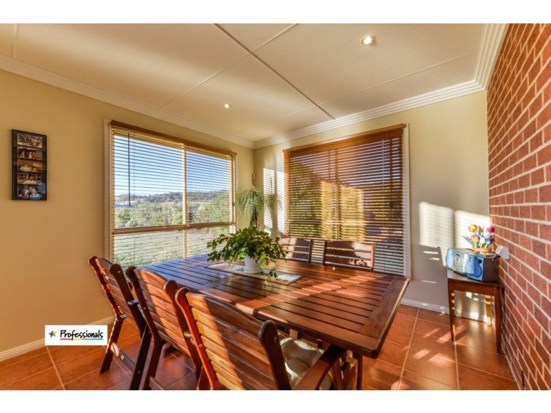 60 Browns Lane, Tamworth NSW 2340