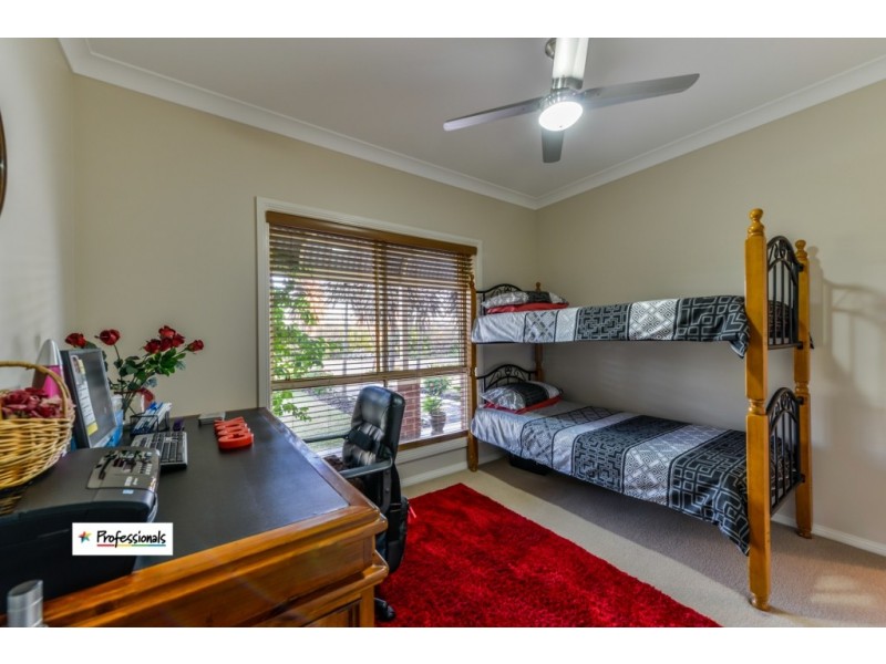 60 Browns Lane, Tamworth NSW 2340
