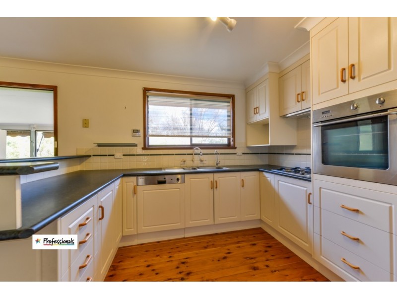 4 Cahill Court, Tamworth NSW 2340