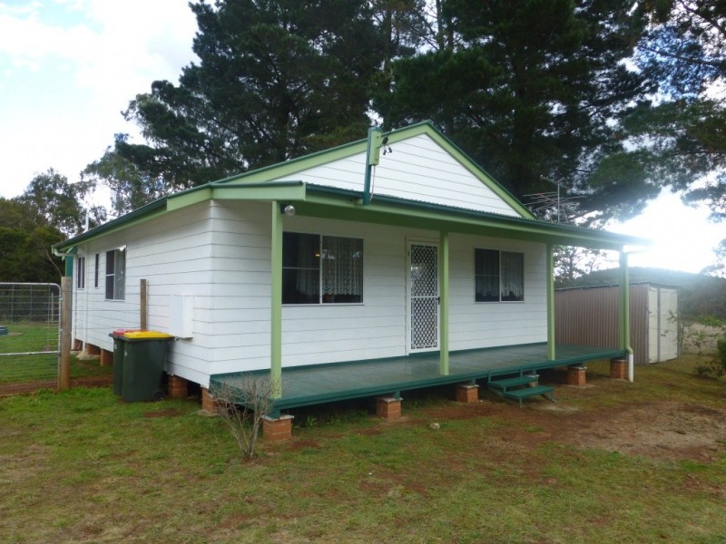770 Barry Road, Hanging Rock NSW 2340