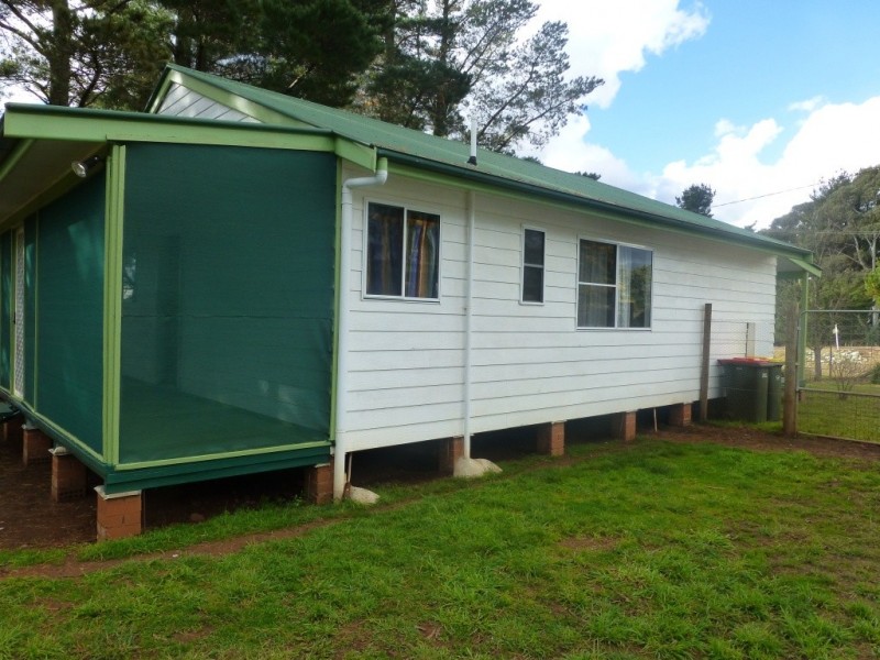 770 Barry Road, Hanging Rock NSW 2340