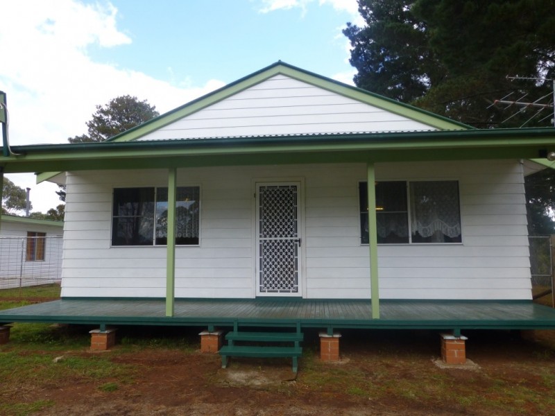770 Barry Road, Hanging Rock NSW 2340
