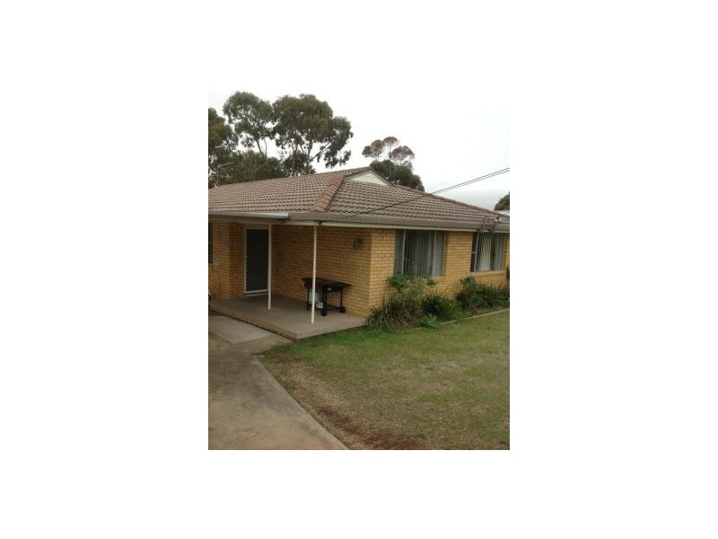 1/18 Harrier Parade, Tamworth NSW 2340