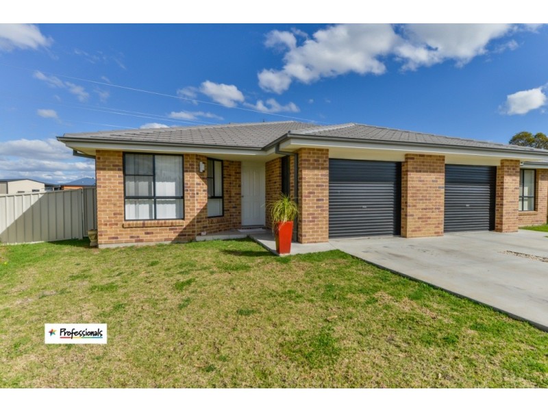 1/25 Cunningham Street, Tamworth NSW 2340