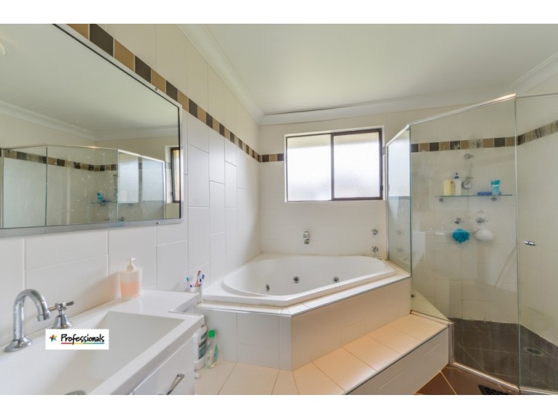 5 Avon Place, Tamworth NSW 2340