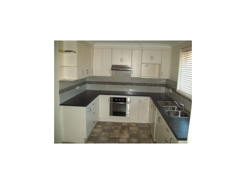 5 Woodbury Way, Tamworth NSW 2340