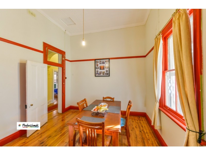 119-121 Manilla Street, Manilla NSW 2346
