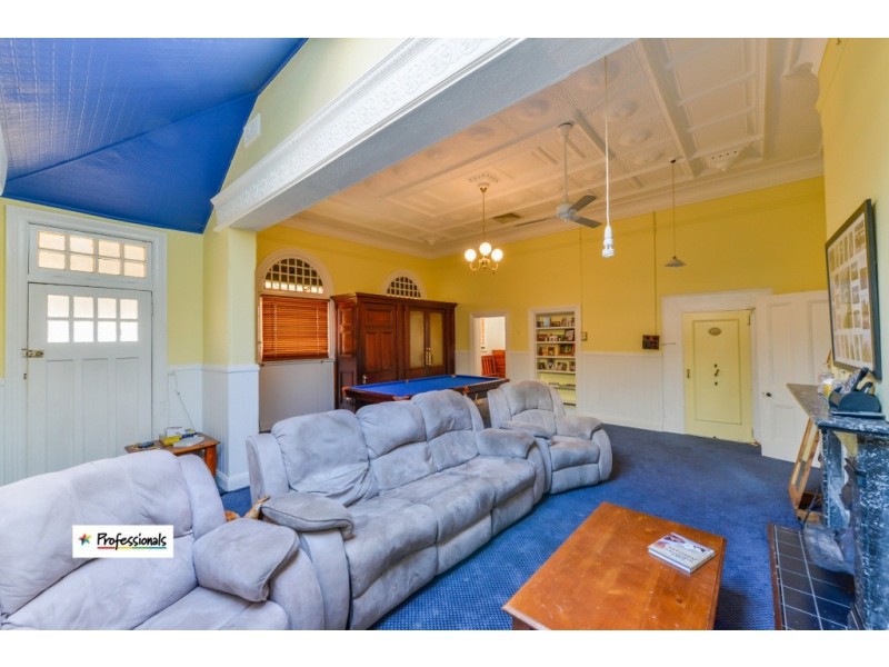 119-121 Manilla Street, Manilla NSW 2346