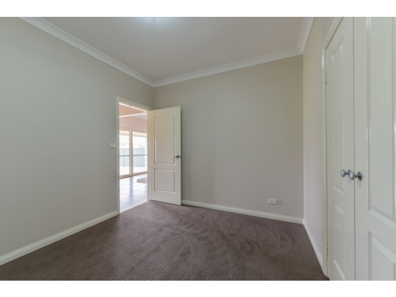 86A The Heights, Tamworth NSW 2340