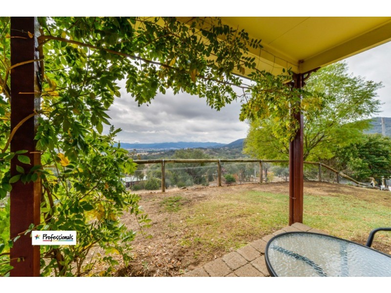 76 Woodside Chase, Kootingal NSW 2352