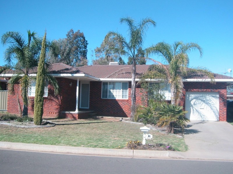 14 Morilla Street, Tamworth NSW 2340