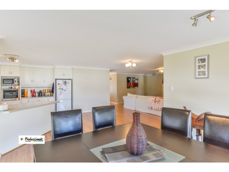 9 Clancy Court, Tamworth NSW 2340
