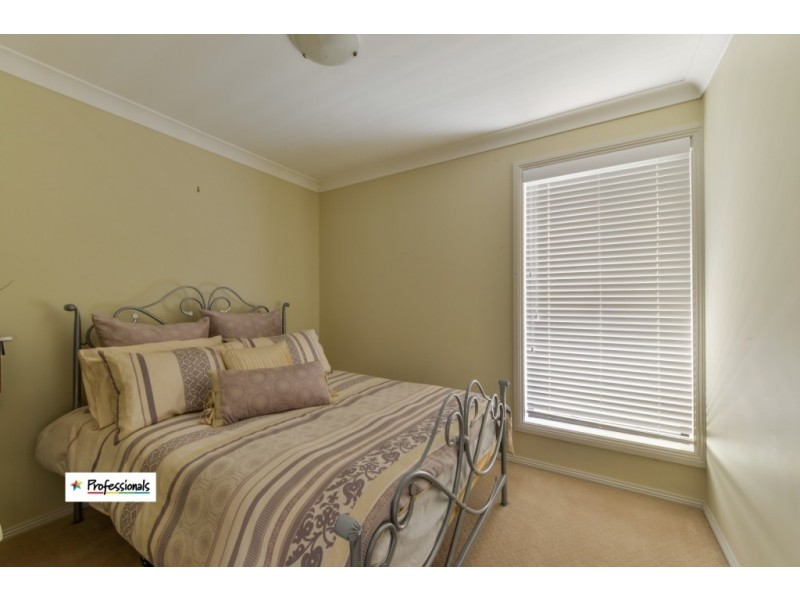 9 Clancy Court, Tamworth NSW 2340