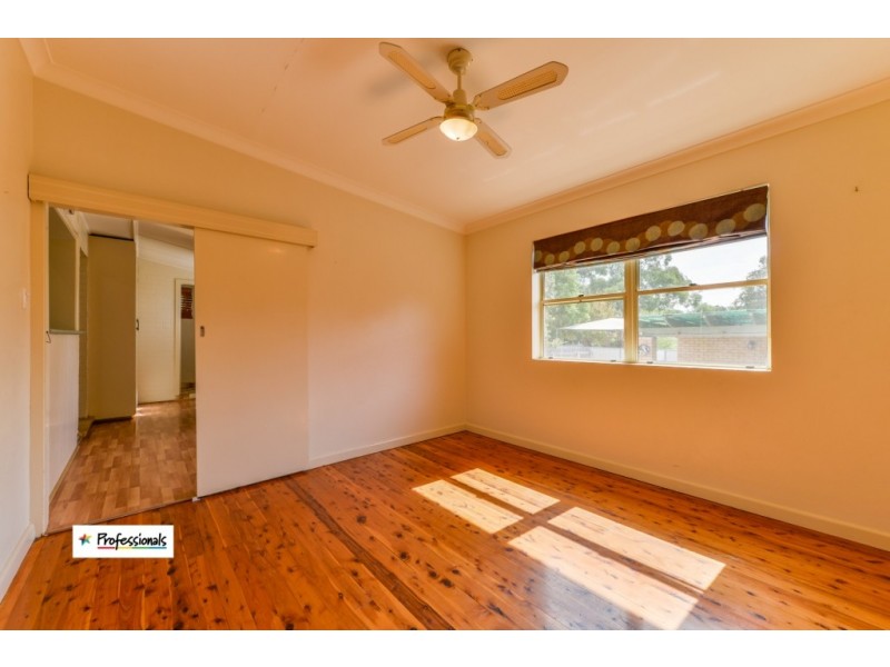23 Heugh Street, Tamworth NSW 2340