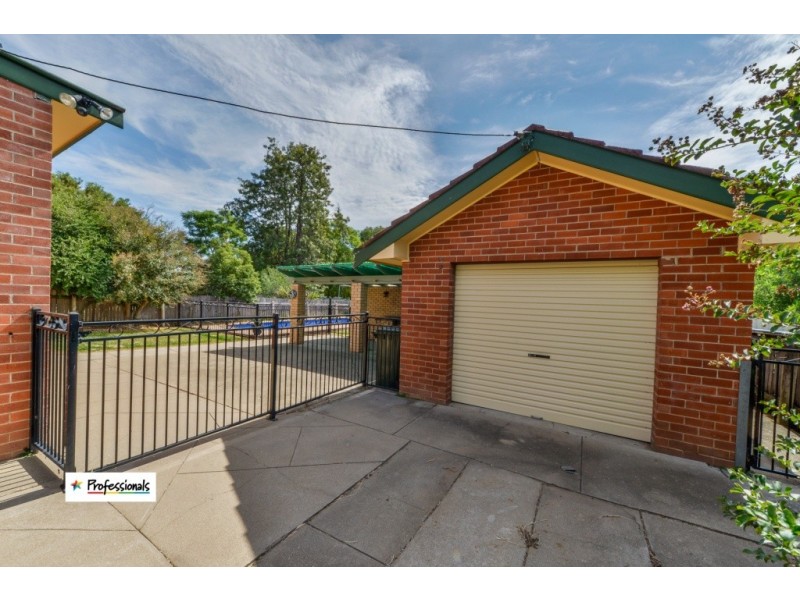 23 Heugh Street, Tamworth NSW 2340