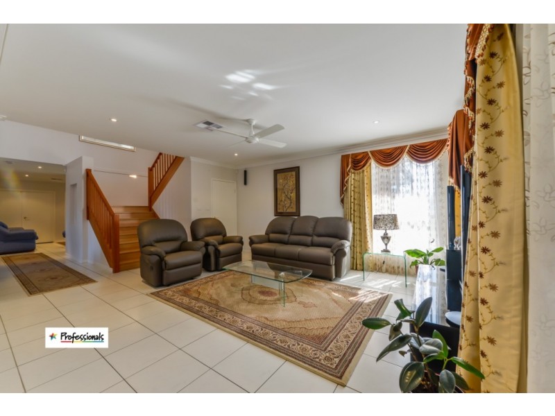 33 Flagstaff Road, Tamworth NSW 2340