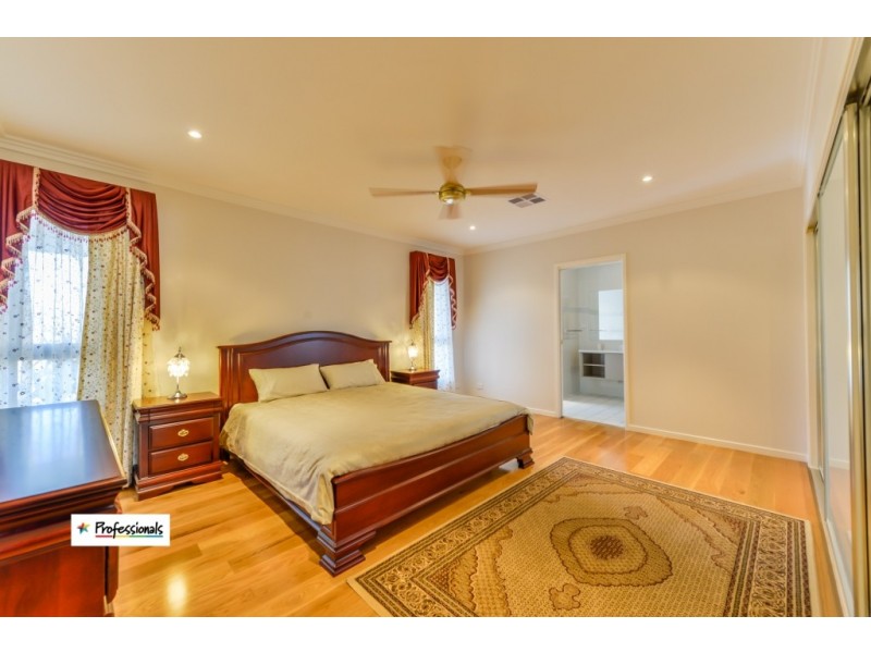 33 Flagstaff Road, Tamworth NSW 2340