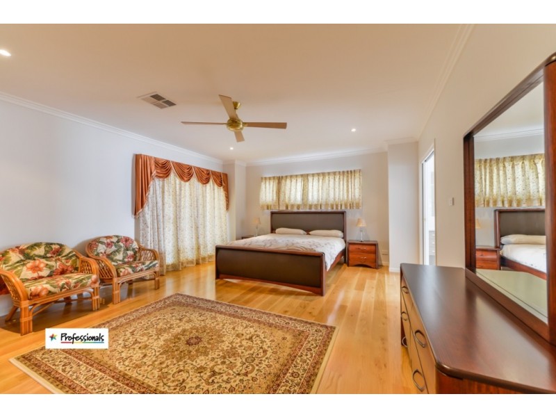 33 Flagstaff Road, Tamworth NSW 2340