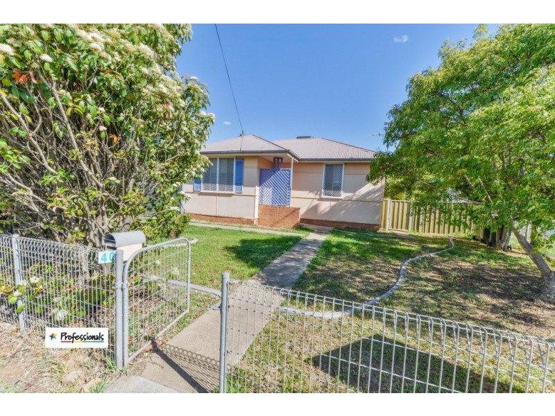40 Stewart Avenue, Tamworth NSW 2340