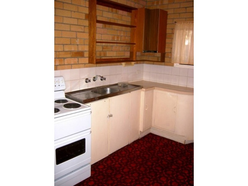 2/58 Denman Ave, Kootingal NSW 2352