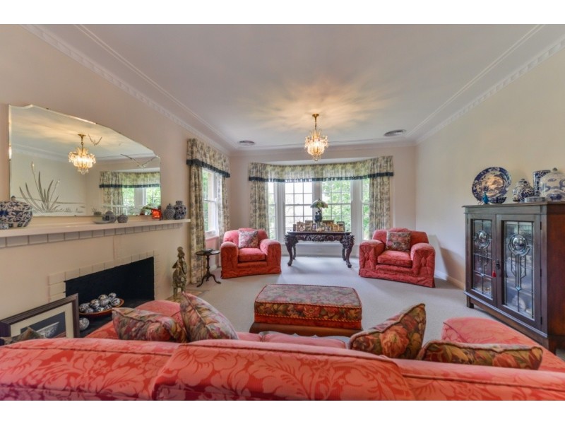 18 Golf Street, Tamworth NSW 2340