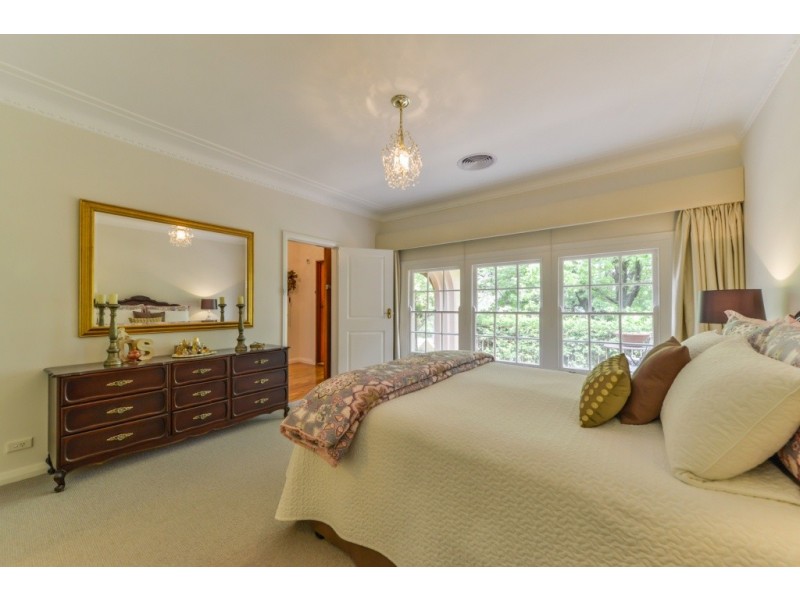 18 Golf Street, Tamworth NSW 2340