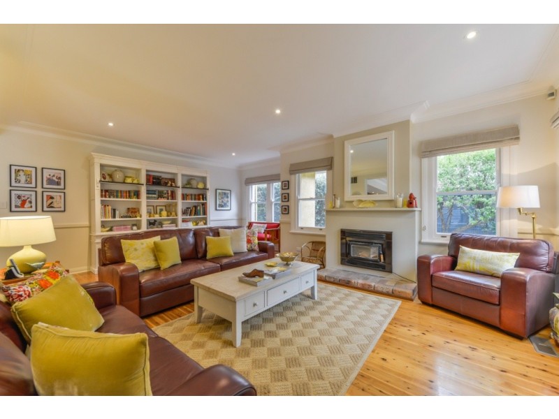 18 Golf Street, Tamworth NSW 2340