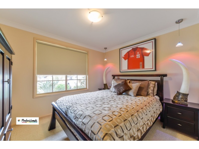 4 Giles Place, Tamworth NSW 2340