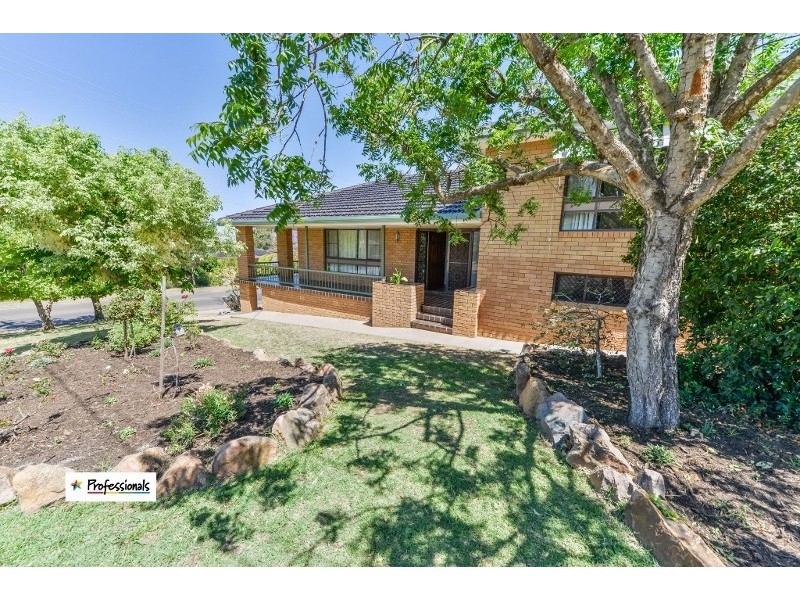 24 Grant Street, Tamworth NSW 2340