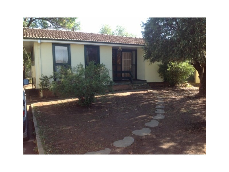 27 Cossa Street, Tamworth NSW 2340