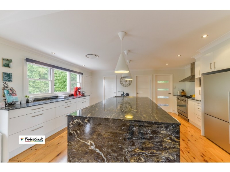 13 Wade Avenue, East Tamworth NSW 2340