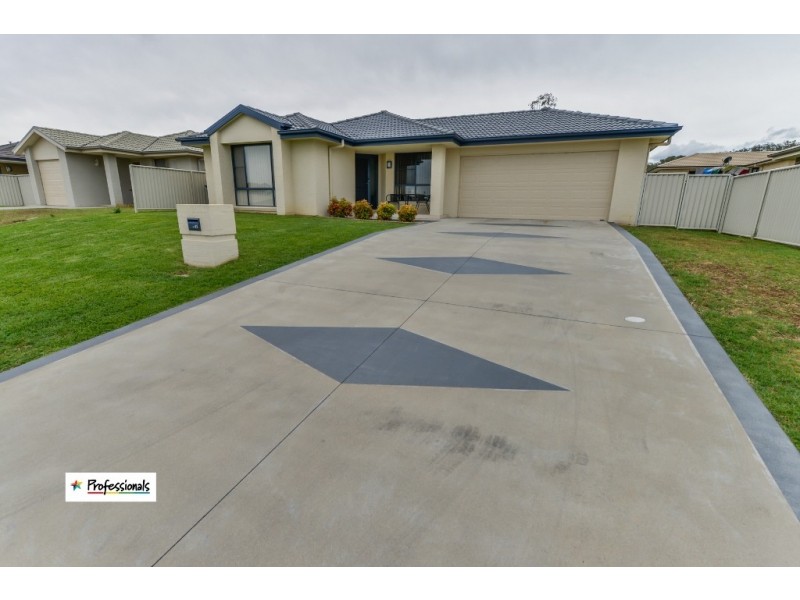 45 Fisher Road, Tamworth NSW 2340