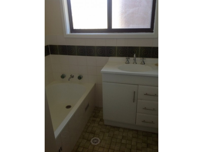 89 Warral Road, Tamworth NSW 2340