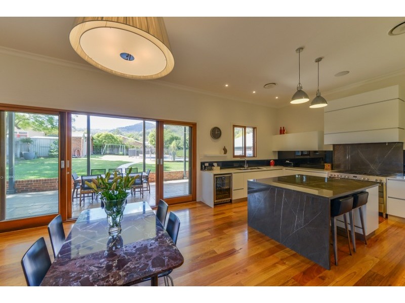 64 Napier Street, Tamworth NSW 2340