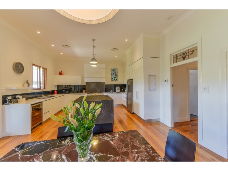 64 Napier Street, Tamworth NSW 2340