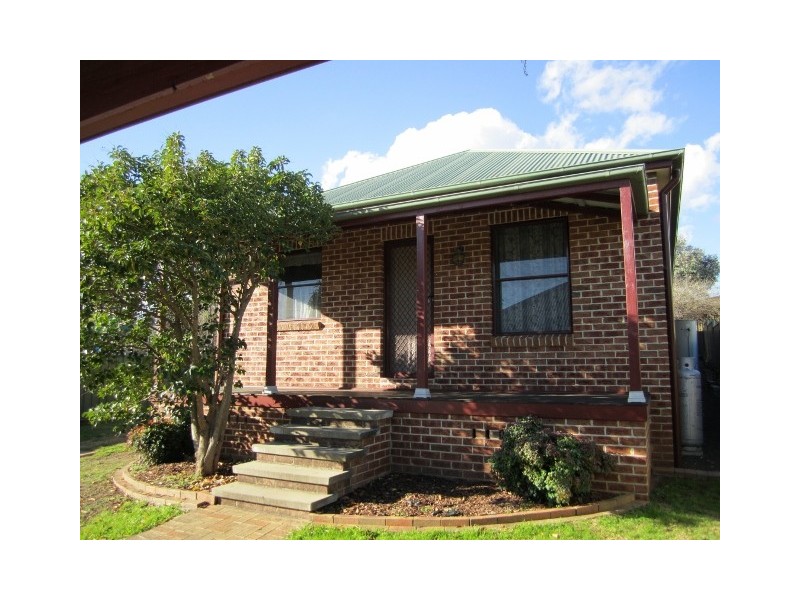 110A Denison Street, Tamworth NSW 2340