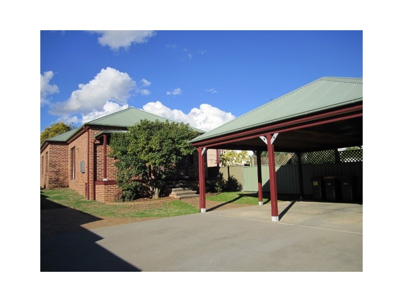 110A Denison Street, Tamworth NSW 2340