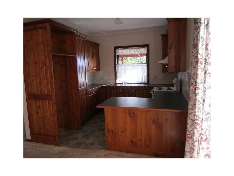 110A Denison Street, Tamworth NSW 2340