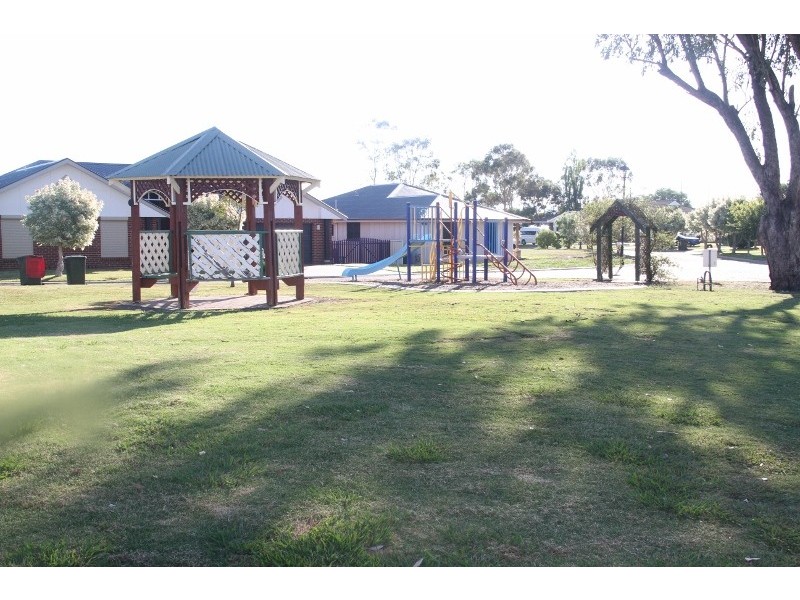 15 Eureka Place, Tamworth NSW 2340