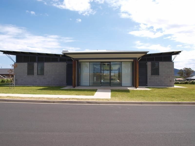 70 Peak Drive, Tamworth NSW 2340