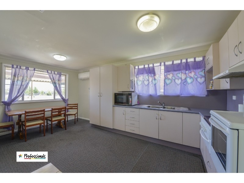 11 Campbell Road, Calala NSW 2340